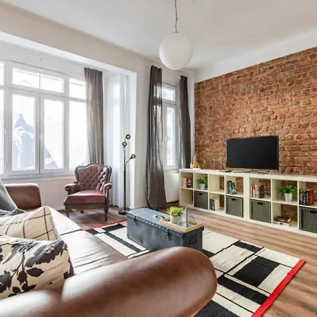 Bright Gorgeous 3bd Patio Ac! #360 * Istanbul