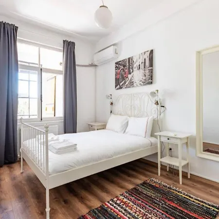 דירה Bright Gorgeous 3bd Patio Ac! #360 איסטמבול